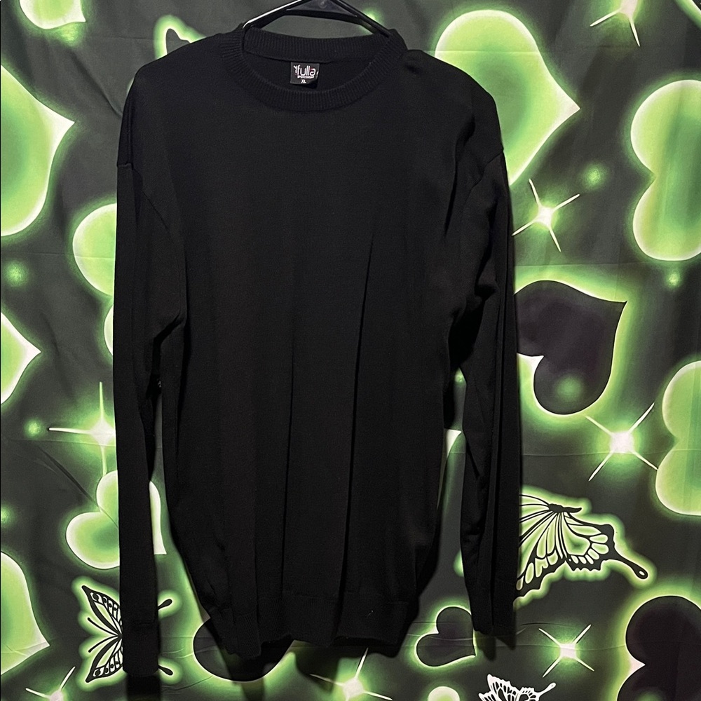 Classic Black Long Sleeve Men's Tee